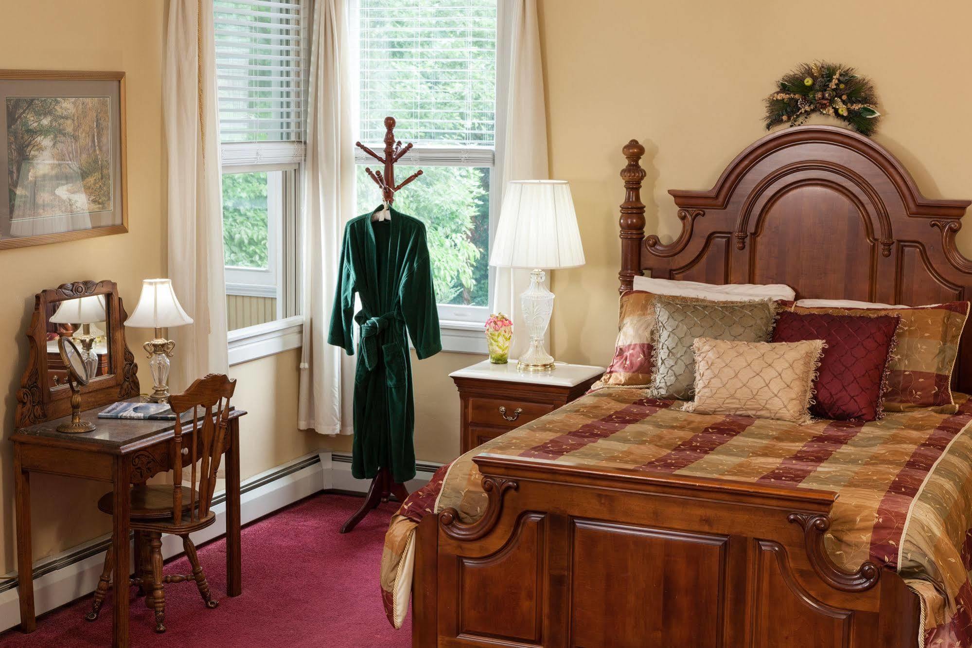 Andon-Reid Inn Bed & Breakfast Уэйнсвилл Экстерьер фото